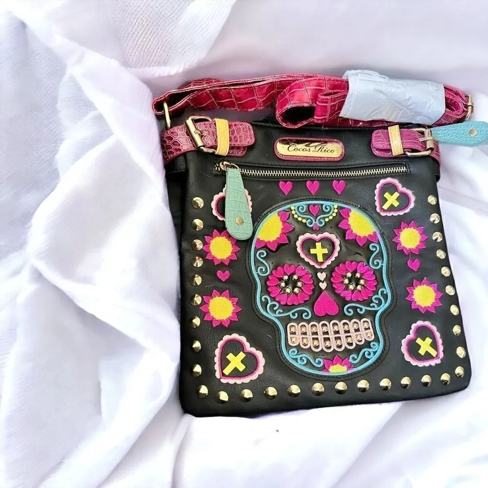 COCOS Rico skull crossbody purse